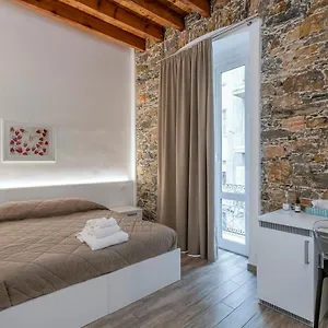 https://la-casa-di-mattia.hotelitalianriviera.com